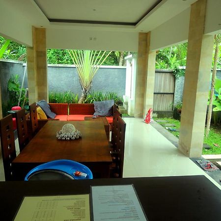 Villa Jayastuti House à Ubud Extérieur photo